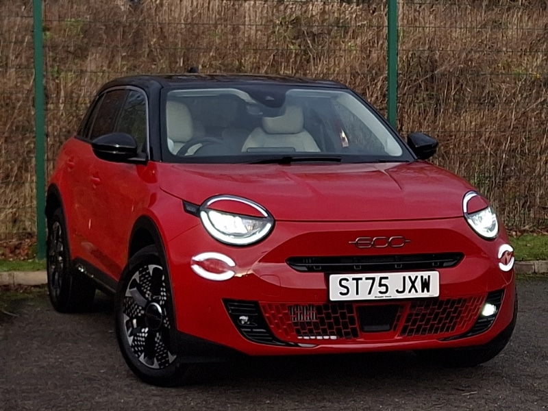 Used Fiat 600 2025 for sale - 76920779: Photo 1