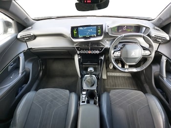 Used Peugeot 2008 2021 for sale - 78378044: Photo