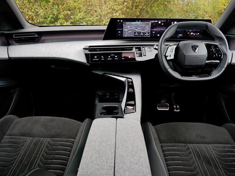 Used Peugeot 3008 2024 for sale - 76720520: Photo 2