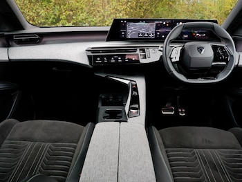 Used Peugeot 3008 2024 for sale - 76720520: Photo