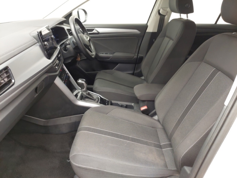 Used Volkswagen T-Roc 2023 for sale - 76475753: Photo 5