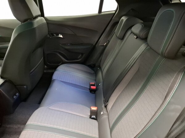 Used Peugeot 2008 2023 for sale - 76269416: Photo 6