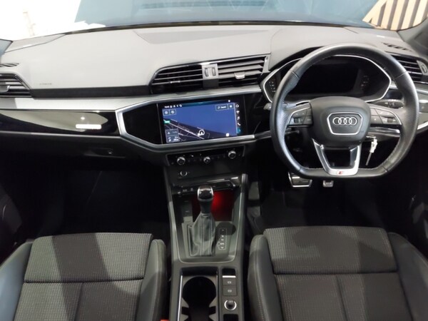 Used Audi Q3 2021 for sale - 76174431: Photo 2