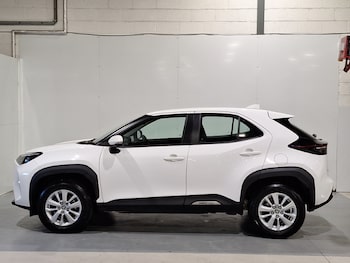 Used Toyota Yaris Cross 2023 for sale - 76456401: Photo