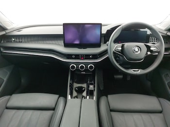 Used Skoda Superb 2024 for sale - 76174463: Photo 2