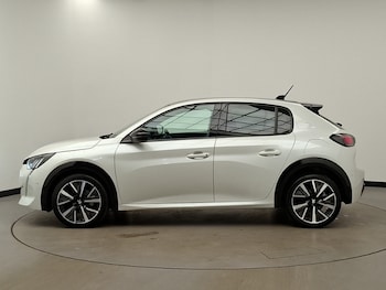 Used Peugeot 208 2022 for sale - 77419796: Photo