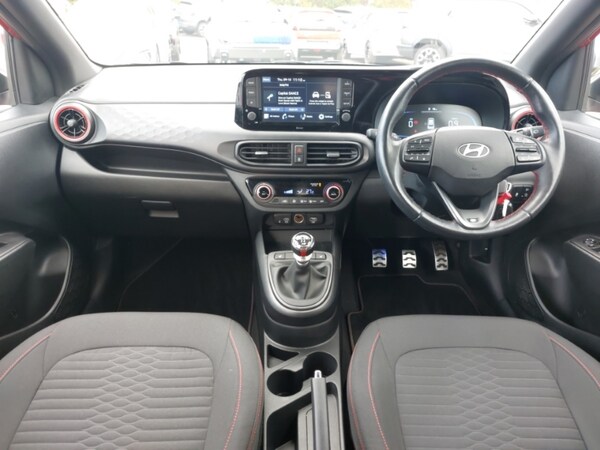 Used Hyundai i10 2023 for sale - 76220859: Photo 2