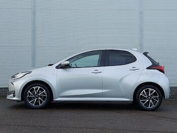 Used Toyota Yaris 2021 for sale - 77954765: Photo