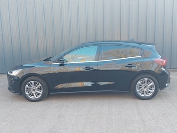 Used Ford Focus 2023 for sale - 76195042: Photo 4