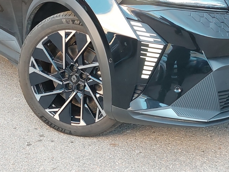 Used Renault Scenic E-Tech 2024 for sale - 77912485: Photo 9