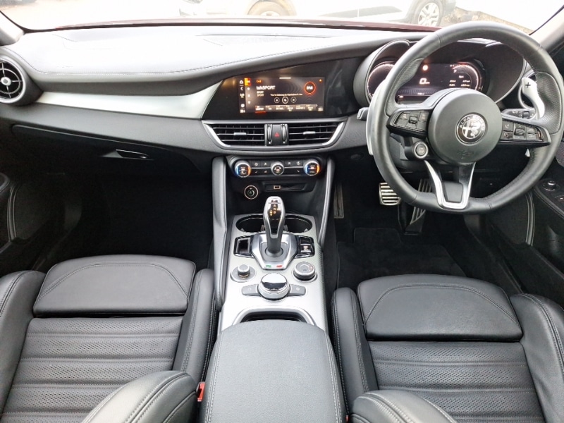 Used Alfa Romeo Giulia 2024 for sale - 77664842: Photo 2