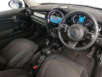 Used MINI Hatch 2023 for sale - 77847939: Photo