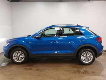 Used Volkswagen T-Roc 2023 for sale - 75114635: Photo