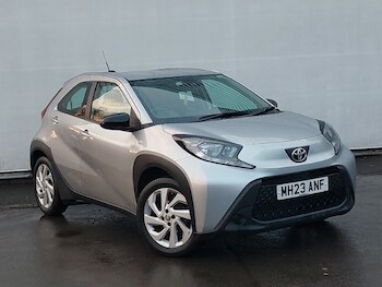 2023 - 1.0 VVT-i Pure 5dr