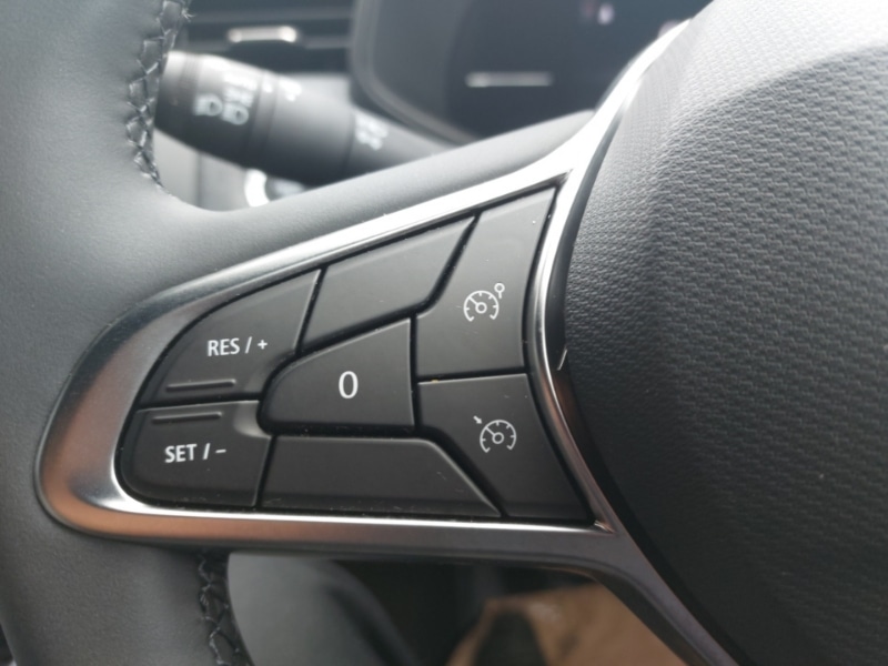 Used Renault Clio 2024 for sale - 78159427: Photo 12