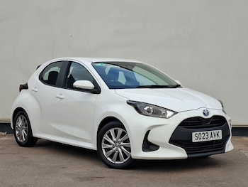 Used Toyota Yaris 2023 for sale - 76786244: Photo