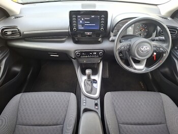 Used Toyota Yaris 2023 for sale - 76786244: Photo