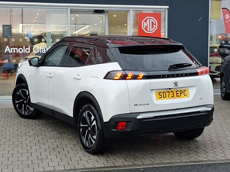 Used Peugeot 2008 2023 for sale - 76881439: Photo 3