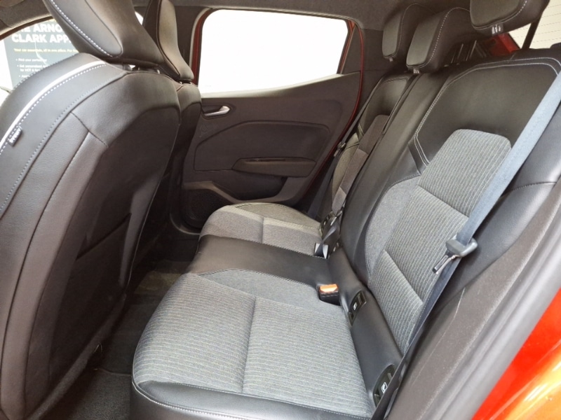 Used Renault Clio 2023 for sale - 77876602: Photo 6