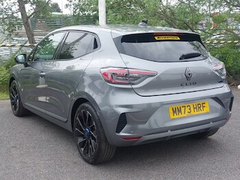 Used Renault Clio 2023 for sale - 78510198: Photo