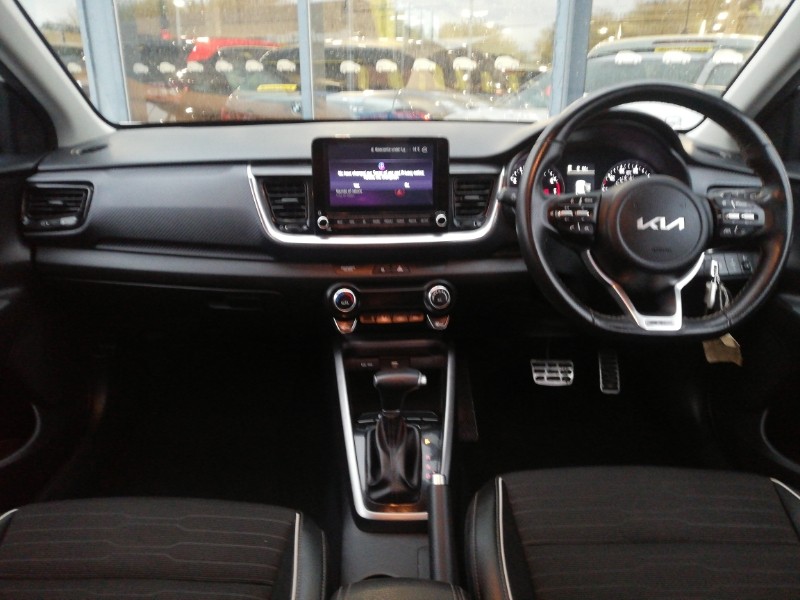 Used Kia Stonic 2023 for sale - 76742116: Photo 2