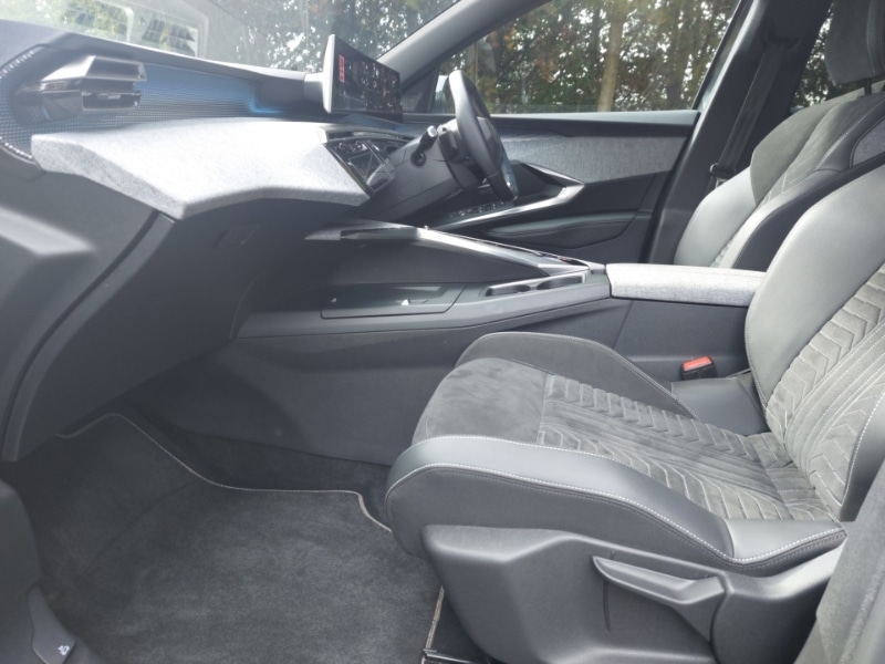 Used Peugeot 3008 2024 for sale - 77325523: Photo 5