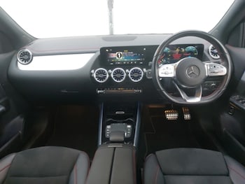 Used Mercedes-Benz EQA 2022 for sale - 77126736: Photo