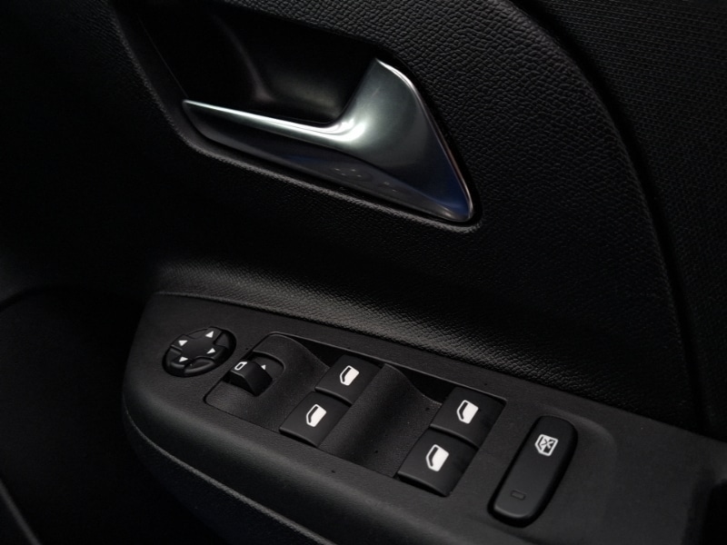 Used Vauxhall Corsa 2023 for sale - 76639748: Photo 10