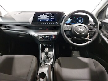 Used Hyundai i20 2024 for sale - 78474175: Photo