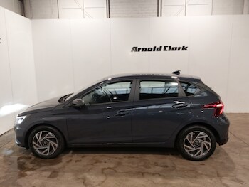 Used Hyundai i20 2024 for sale - 78474175: Photo