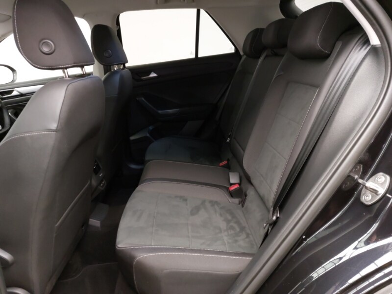 Used Volkswagen T-Roc 2023 for sale - 77923762: Photo 6