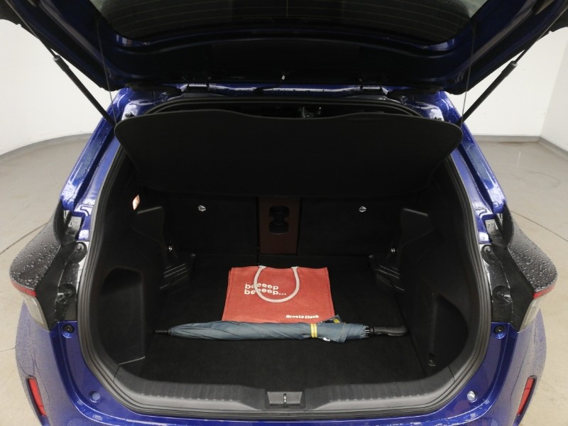 Used Toyota Yaris Cross 2023 for sale - 77767769: Photo 8