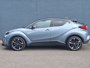 Used Toyota C-HR 2021 for sale - 78841539: Photo