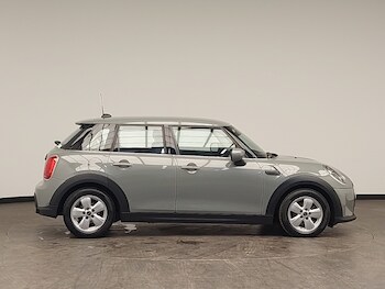 Used MINI Hatch 2022 for sale - 77876935: Photo