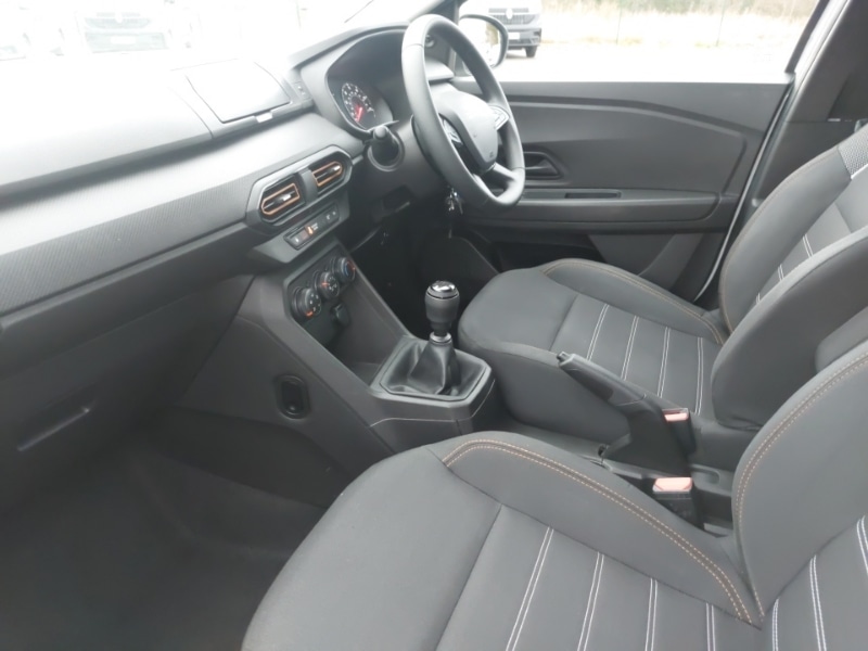 Used Dacia Sandero Stepway 2023 for sale - 77897027: Photo 5
