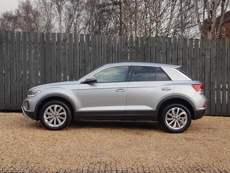 Used Volkswagen T-Roc 2025 for sale - 77019671: Photo 4