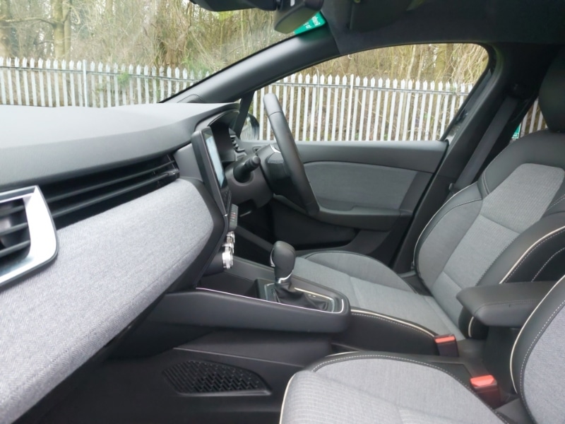 Used Renault Clio 2023 for sale - 77423897: Photo 5