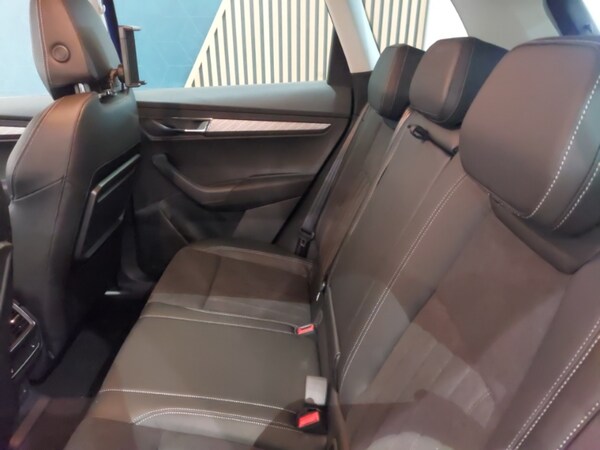 Used Skoda Karoq 2025 for sale - 76217741: Photo 6
