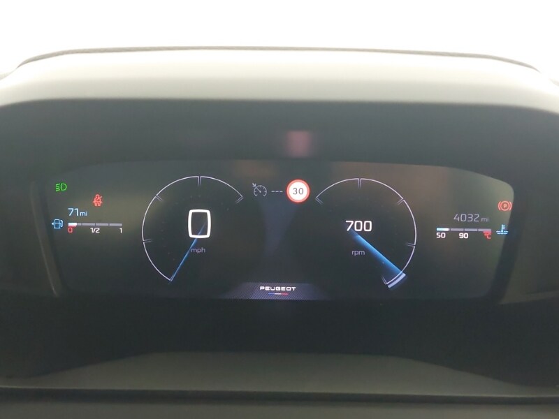 Used Peugeot 208 2025 for sale - 77509486: Photo 10