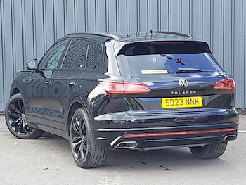 Used Volkswagen Touareg 2023 for sale - 78700082: Photo