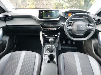 Used Peugeot 2008 2020 for sale - 76506538: Photo