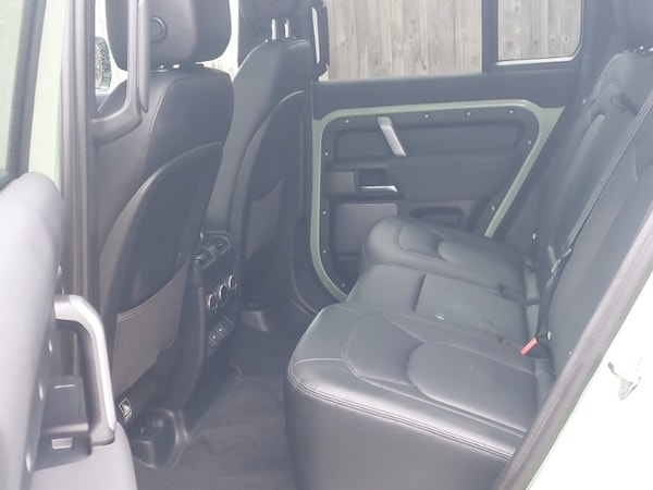 Used Land Rover Defender 2023 for sale - 76182923: Photo 6