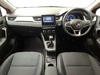 Used Renault Captur 2022 for sale - 75587910: Photo