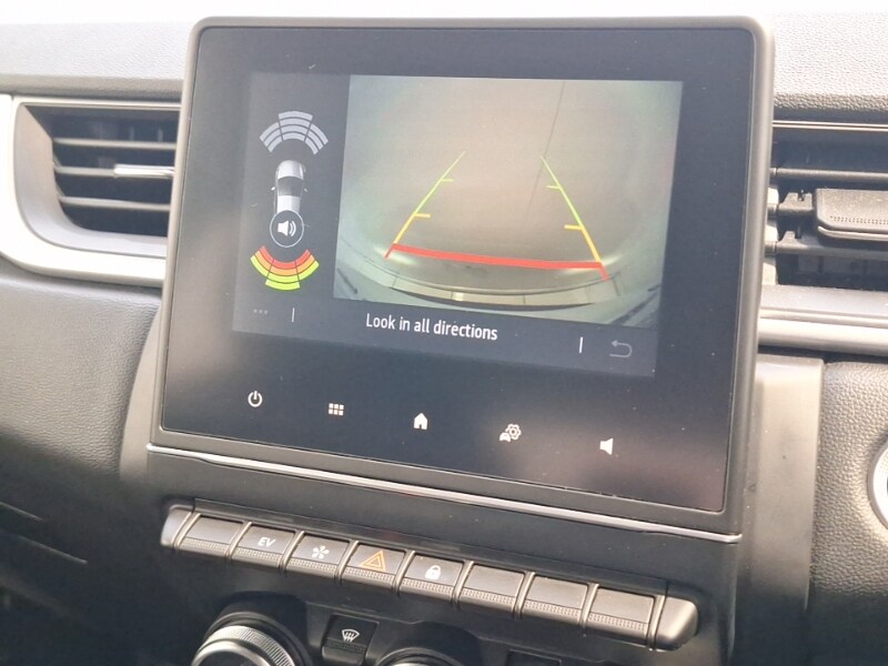 Used Renault Captur 2024 for sale - 77948454: Photo 10