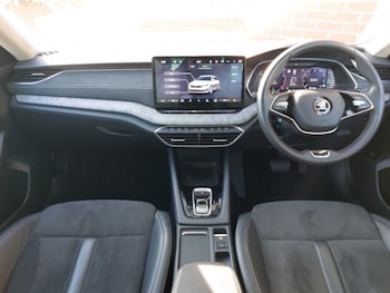 Used Skoda Octavia 2024 for sale - 78355981: Photo