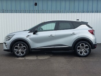 Used Renault Captur 2022 for sale - 77913379: Photo