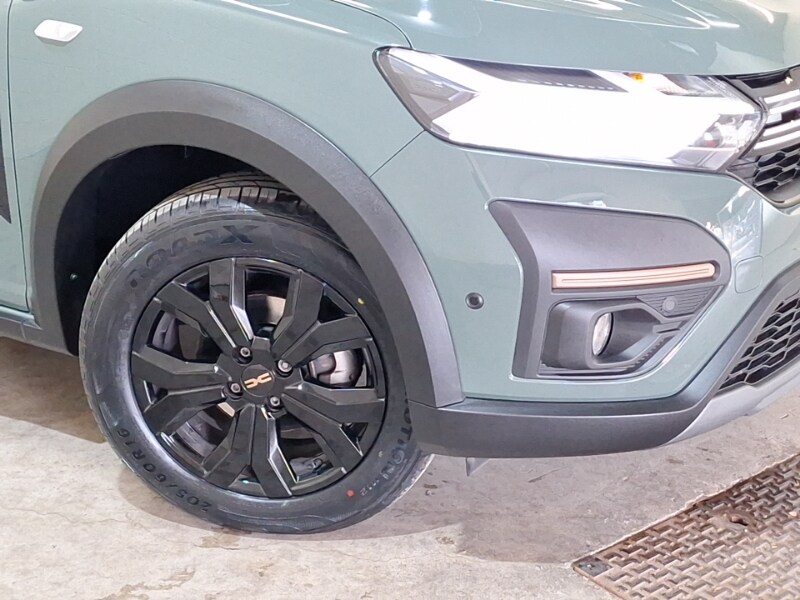 Used Dacia Sandero Stepway 2023 for sale - 76353948: Photo 9