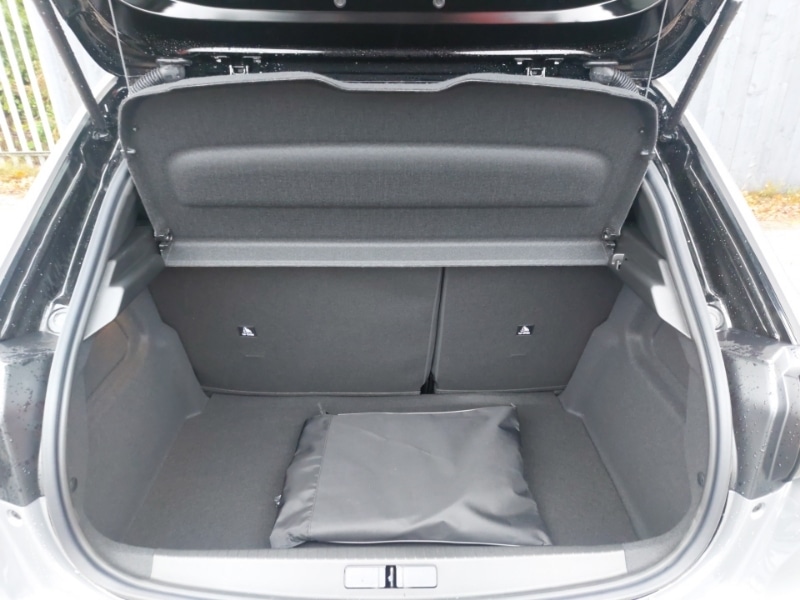 Used Peugeot 208 2025 for sale - 76451362: Photo 8