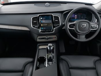 Used Volvo XC90 2024 for sale - 77202204: Photo