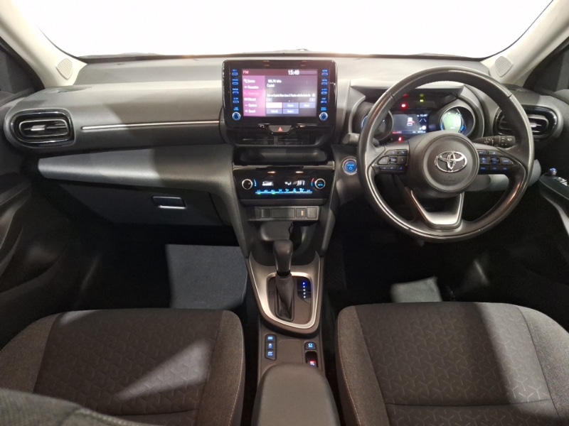 Used Toyota Yaris Cross 2022 for sale - 77299175: Photo 2